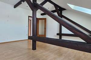 Wohnung in idealer Lage in Erfurt - 3 Zimmer - Dachgeschoss – Bergstraße 25, 99089 Andreasvorstadt, Erfurt – Vorschaubild 2