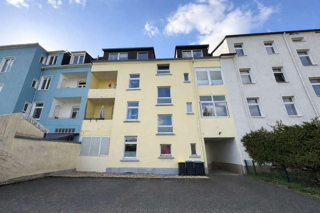 Immobilie in Schwelm - Wunderschöne 3,5-Zimmer-Wohnung  mit Außenstellplatz  mitten in Schwelm - Bild 1