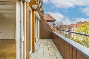 Leipzig-Altlindenau: Helle 6-Zimmer-Maisonette mit 2 Bädern im denkmalgeschützten Altbau – Die vollständige Adresse der Immobilie erhältst du vom Anbieter., 4177 Altlindenau, Leipzig – Vorschaubild 2