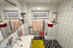 Großzügiges Wohnhaus mit Garten, Terrasse, Balkon und vielfältigen Nutzungsmöglichkeiten – 54296 Irsch, Trier – Vorschaubild 7