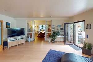 ++ CHARMANTES 2-FAMILIENHAUS MIT POOL ++ – Düsseldorf – Vorschaubild 9