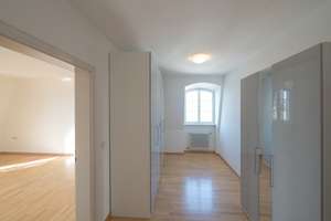 Über den Dächern von Stuttgart: Großzügige Dachgeschoss-Maisonette auf der Gänsheide – Die vollständige Adresse der Immobilie erhältst du vom Anbieter., 70184 Gänsheide, Stuttgart – Vorschaubild 7