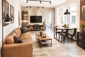 Helle, komplett sanierte 2-Zimmerwohnung mit Loft-Charakter