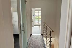 komplett möbliert: 3-Zimmer-Maisonette-Wohnung plus Hobbyraum mit Privatgarten – Die vollständige Adresse der Immobilie erhältst du vom Anbieter., 81739 Waldperlach, München – Vorschaubild 15