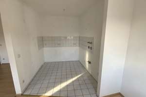 2- Zimmer Dachgeschoss-Wohnung mit Stellplatz in Stadtfeld – Uhlandstraße 9, 39108 Stadtfeld Ost, Magdeburg – Vorschaubild 9