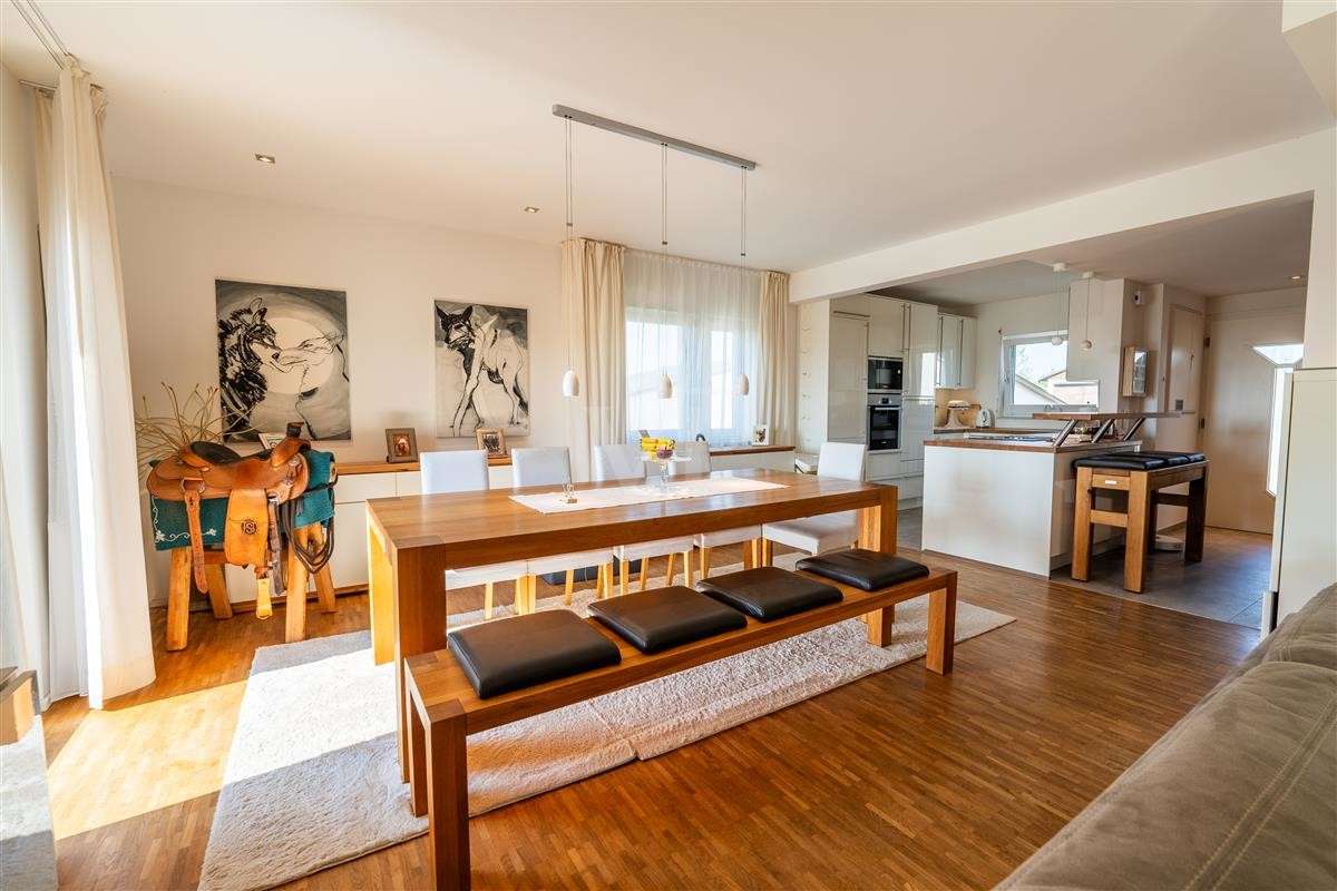 Immobilie in Lonnig - Helles Einfamilienhaus mit moderner Reitanlage - Bild 1