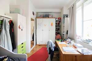 Vermietet: Gepflegte 2-Zimmer-ETW mit Balkon und Kellerabteil im Kissingenviertel (Denkmalschutz) – Die vollständige Adresse der Immobilie erhältst du vom Anbieter., 13189 Pankow (Ortsteil), Berlin – Vorschaubild 2