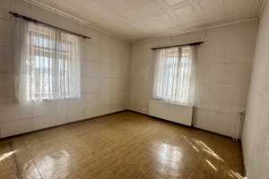 Zuhause selbst gestalten: Modernisierungsbedürftiges Zweifamilienhaus mit großem Potenzial – Leipzig (Kreis) – Vorschaubild 9
