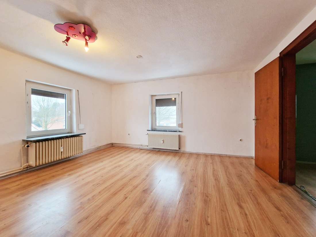 Immobilie in Süderhastedt - Wohn- und Geschäftshaus | Sofort frei | Zur Eigennutzung oder als Kapitalanlage - Bild 2