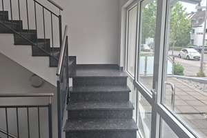 Frisch renovierte 3-Zimmer-Wohnung am Bunter Garten: Seniorengerecht im ruhigen 5-Parteienhaus! – Bökelstr. 143, 41063 Eicken, Mönchengladbach – Vorschaubild 3