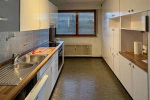 Großzügige, helle 5-Zimmer-Wohnung in bester Lage, sehr gute Ausstattung, Wärmepumpe und neues Bad. – Höhenstrasse 17, 75179 Arlinger, Pforzheim – Vorschaubild 12