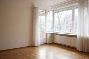 KOMPAKT + EXZELLENT aufgeteilt: Helle 2,5 Zimmer-Wohnung mit Südwestloggia – Die vollständige Adresse der Immobilie erhältst du vom Anbieter., 22047 Wandsbek (Ortsteil), Hamburg – Vorschaubild 4