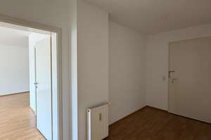 Schöne 3-Zimmer Wohnung am Carnac-Platz 1B! – Carnac-Platz 1B, 89257 Illertissen – Vorschaubild 2