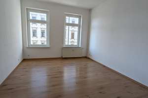 +++GROßE 1-R. WHG. m. BALKON+TAGESLICHTBAD m. WANNE+++SEHR GROßZÜGIGE RÄUME+++