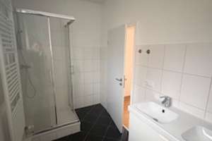 Kölner Südstadt! 4-Zimmerwohnung mit Balkon, Stellplatz, Bad mit Fenster – Die vollständige Adresse der Immobilie erhältst du vom Anbieter., 50677 Neustadt/Süd, Köln – Vorschaubild 6