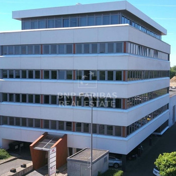 Büro- und Verwaltungsgebäude in Köln Longerich