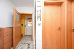Hannover - Uetze: Geräumiges Doppelhaus mit Zweifamilienhausoption! – Die vollständige Adresse der Immobilie erhältst du vom Anbieter., 31311 Uetze – Vorschaubild 6