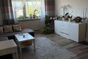 *Schmuckstück* -  2- Zimmer- Altbauwohnung mit Loggia+