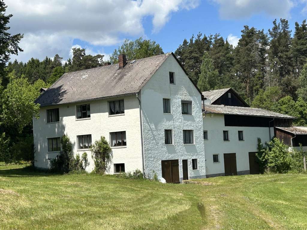 Immobilie in Höchstädt im Fichtelgebirge - Haus sucht Bauer - Bild 1