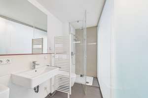 Familienglück im Zentrum – Modernes Stadthaus mit 6 Zi., Terrasse & Dachbalkon | Reutlingen – Die vollständige Adresse der Immobilie erhältst du vom Anbieter., 72764 Reutlingen-Mitte, Reutlingen – Vorschaubild 14