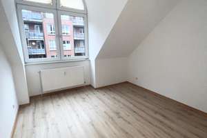 Schicke 4-Raumwohnung am Burgsee mit Einbauküche, 2 Bädern, Balkon und Tiefgaragenstellplatz...!!! – Mecklenburgstr. 101, 19053 Feldstadt, Schwerin – Vorschaubild 4