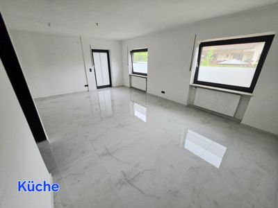 XXL-Wohnung mit Garten & Doppelgarage in Diefflen zu vermieten