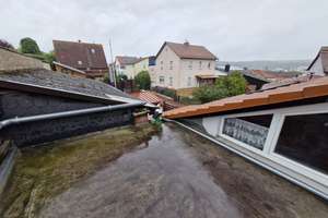 Verkauf: Schnuckeliges Einfamilienhaus mit Weitblick und Sanierungsbedarf in Höhenlage von Höchberg – Die vollständige Adresse der Immobilie erhältst du vom Anbieter., 97204 Höchberg – Vorschaubild 12