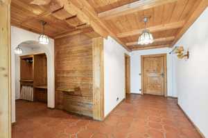 Alpenflair inklusive – Einseitig angebautes EFH mit 6 Zimmern, Sauna & Garten, sofort bezugsfrei – Miesbach (Kreis) – Vorschaubild 6