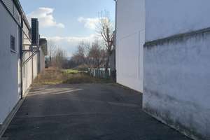 Zwei Einfamilienhäuser mit viel Platz im Zentrum von 84085 Langquaid  – Die vollständige Adresse der Immobilie erhältst du vom Anbieter., 84085 Langquaid – Vorschaubild 4