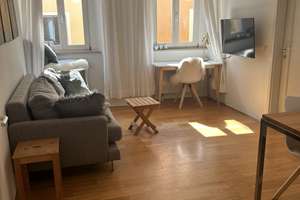 Untermiete 1.08.26- 30.9.26: Gemütliche Wohnung mitten in Altstadt 