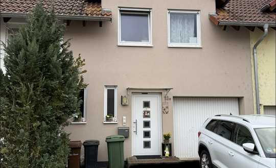 Gepflegte Doppelhaushälfte mit 5 Zimmern in Weingarten (Pfalz)