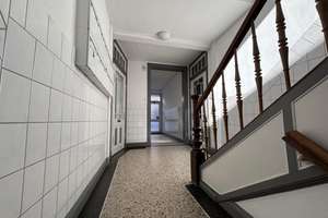 Paket aus 2 Altbauwohnungen mit Balkon + 2 Dachgeschossrohlingen zur Erweiterung! – Die vollständige Adresse der Immobilie erhältst du vom Anbieter., 24114 Südfriedhof, Kiel – Vorschaubild 4