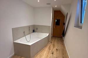 Neuw. Zuhause mit 441m² Wohn-Nutzfl., modernster Haustechnik, Indoorpool, Heimkino, Sommergarten – Blumenauer Str. 91, 81241 Pasing, München – Vorschaubild 13