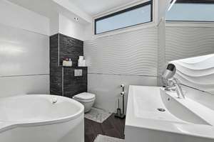 Wohnen mit Charakter: Designstarke 2-Zimmer-Wohnung in Unterbilk/Friedrichstadt – 40215 Friedrichstadt, Düsseldorf – Vorschaubild 10