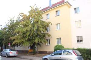 2 Raum Wohnung mit Balkon in Sanierung