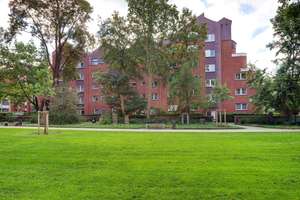 Stadtzentrum: Familienfreundliche 3,5-Zimmerwohnung im 4. OG ohne Aufzug! Mit Blick auf die Lippe!