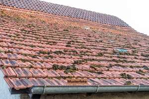 Einfamilienhaus nebst ehem. landwirtschaftlich genutzten Gebäuden