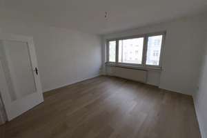 Renovierte 3-Zimmer-Wohnung mit Balkon in zentraler Lage – Corneliusstraße 125, 40215 Friedrichstadt, Düsseldorf – Vorschaubild 3