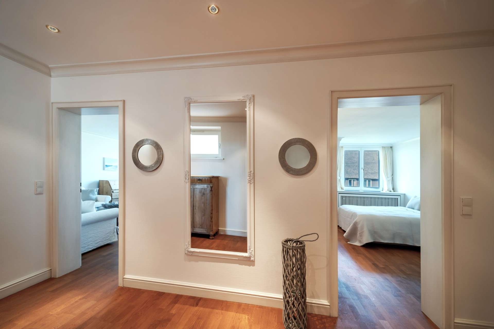 Immobilie in Kampen (Sylt) - Exklusiv Wohnen mit Meerblick, Strandkorbkuhle und TG-Platz - Bild 1