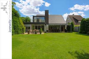 Bi-West zwischen Schloßhof und Uni: Stilvolles und saniertes Einfamilienhaus mit Doppelcarport und G – Die vollständige Adresse der Immobilie erhältst du vom Anbieter., 33615 Schildesche, Bielefeld – Vorschaubild 3