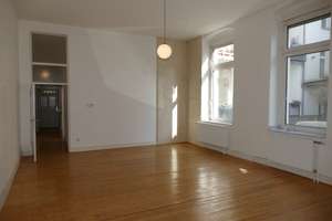 Stilvolle Altbauwohnung mit Charakter in zentraler Lage in Düsseldorf – Die vollständige Adresse der Immobilie erhältst du vom Anbieter., 40479 Pempelfort, Düsseldorf – Vorschaubild 6