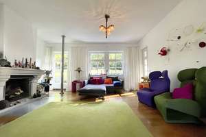ALTBAUVILLA IM ENGLISCHEN LANDHAUSSTIL, freistehend, mitten in der Natur.  – Die vollständige Adresse der Immobilie erhältst du vom Anbieter., 60439 Niederursel, Frankfurt am Main – Vorschaubild 4