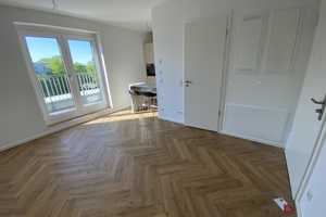 Dachgeschosstraum in Köpenick - elegante 2-Zimmer-Wohnung mit großem Balkonband – Henriette-Lustig-Strasse 21, 12555 Berlin – Vorschaubild 2