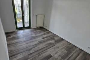 Renovierte 3 Raumwohnung mit Einbauküche, Balkon, Badewanne u. separater Dusche in Chemnitz  – Kantstraße 65, 9126 Chemnitz – Vorschaubild 8