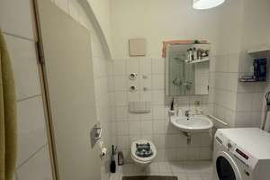 Schönes Altstadtobjekt - 2-Zimmer Wohnung in Regensburg – Die vollständige Adresse der Immobilie erhältst du vom Anbieter., 93047 Innenstadt, Regensburg – Vorschaubild 8