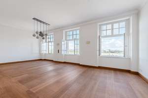 Kameha Residence: Exklusive 4-Zimmer-Wohnung mit Rheinblick, Aufzug, EBK, 2 Bädern, TG-Stellplatz – Die vollständige Adresse der Immobilie erhältst du vom Anbieter., 40213 Altstadt, Düsseldorf – Vorschaubild 14