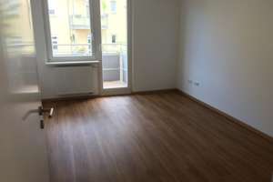 Helle, neuwertige 2-Zimmer-Wohnung mit Balkon und EBK – Crevennastraße 8, 97072 Altstadt, Würzburg – Vorschaubild 5