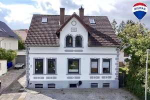 Großzügiges 1–2-Familienhaus mit flexibler Mehrgenerationennutzung in Detmold – Die vollständige Adresse der Immobilie erhältst du vom Anbieter., 32758 Detmold – Vorschaubild 1