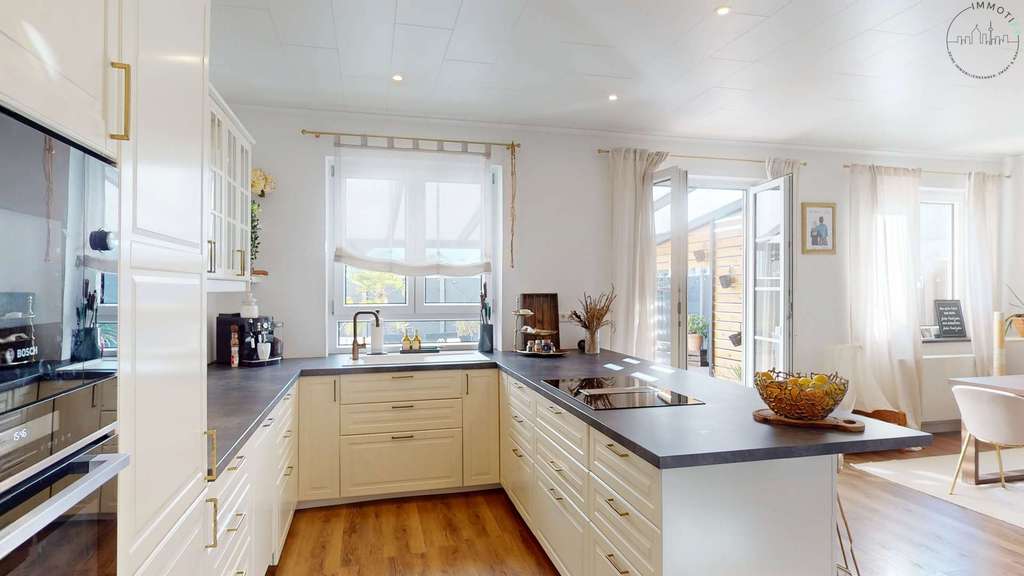 Immobilie in Kraichtal - Offen. Hell. Anders. – Sanierte EG-Wohnung mit außergewöhnlichem Wohnkonzept in Kraichtal-Menzingen - Bild 4