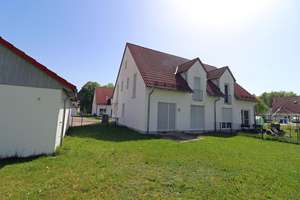 Sichere Kapitalanlage! Neuwertige Doppelhaushälfte mit Garage, fest an US-Soldaten vermietet  – Die vollständige Adresse der Immobilie erhältst du vom Anbieter., 92708 Mantel – Vorschaubild 3